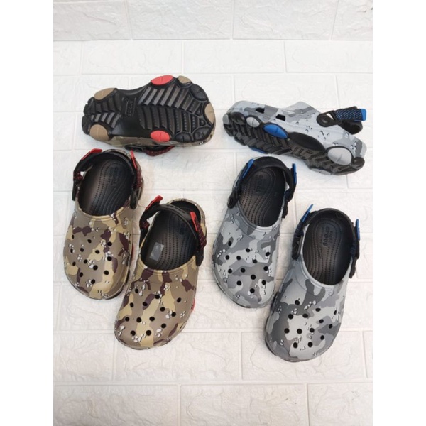 crocs classic all terrain camo / sandal crocs all terrain / crocs pria wanita