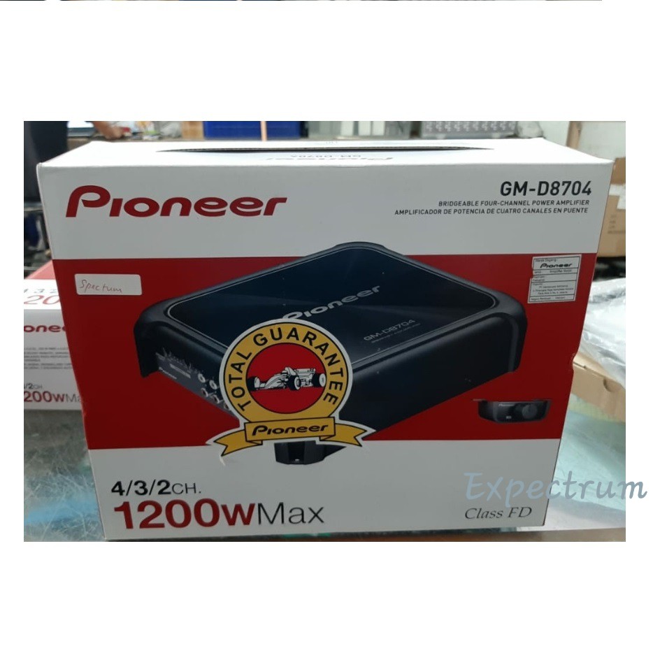 Power Amp Pioneer GM-D8704 - GM 8704 - D8704 - 8704.   4 Channel Amplifier With Bass Boost Remote