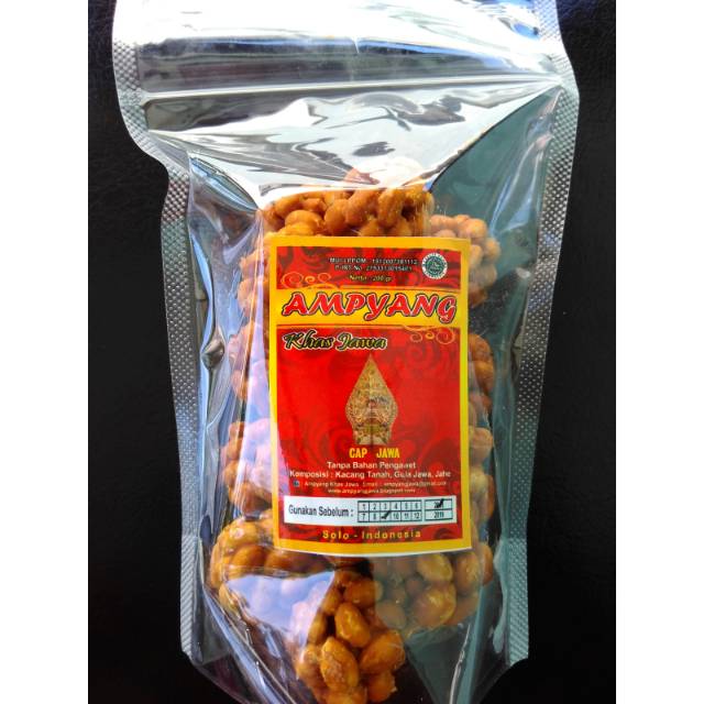 

Ampyang Kacang standing