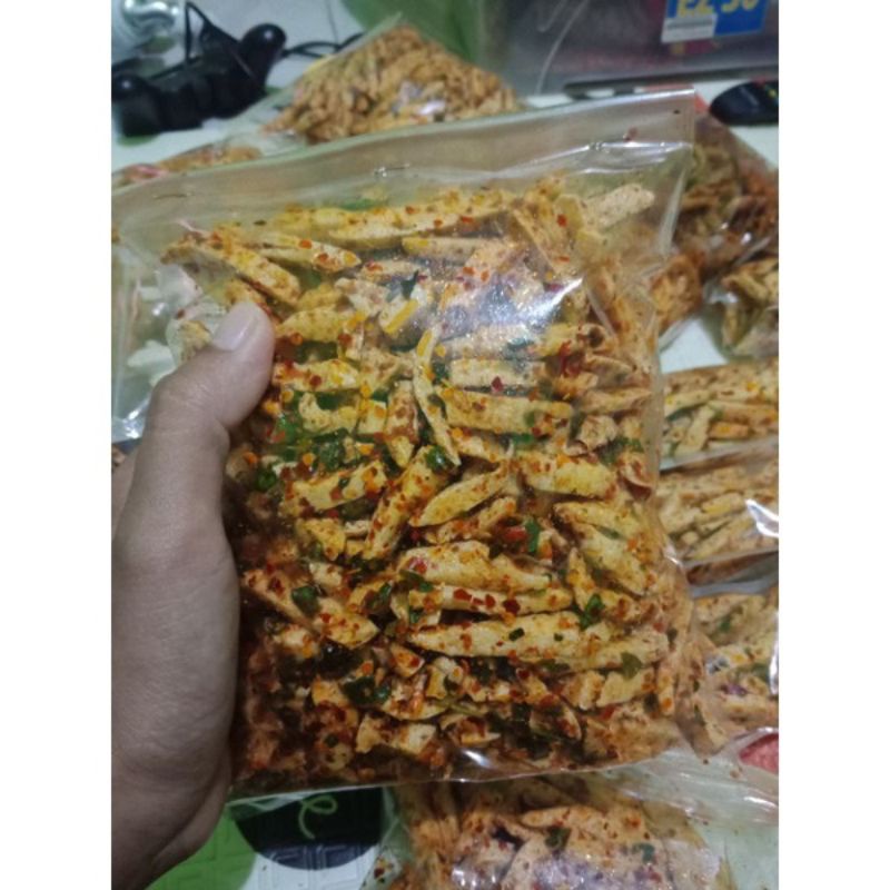 

BASRENG PEDAS DAUN JERUK ISI 500 gr - 1/2 kg