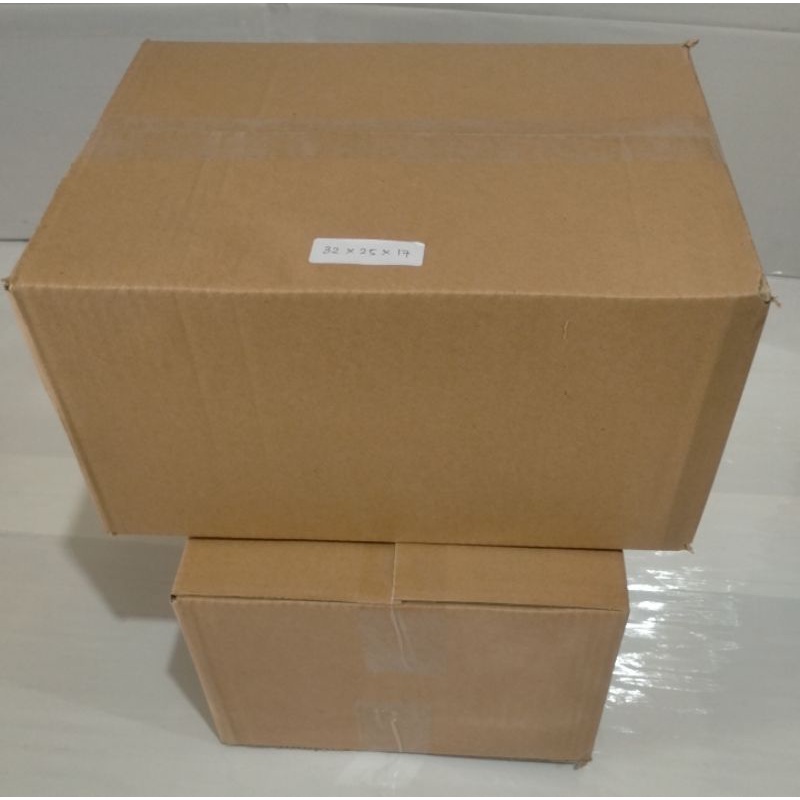 

Kardus Karton Box Polos ukuran 32x25x17 cm