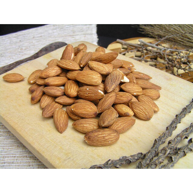 

Raw Almond Natural 250Gr grosir