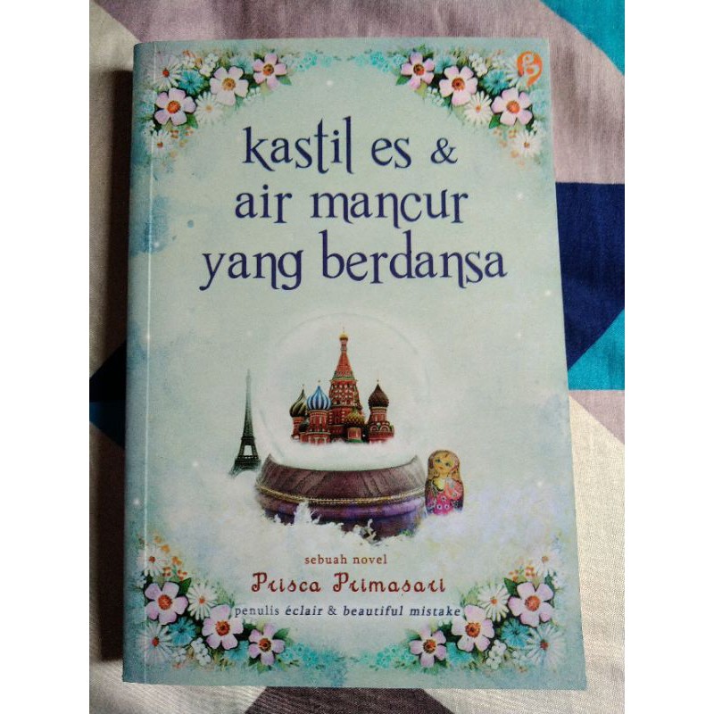 Kastil Es & Air Mancur Yang Berdansa