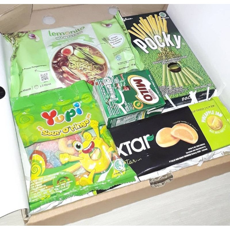 

Makanan gift box |SNACK BOX| MURAH MERIAH PAKET RECEH