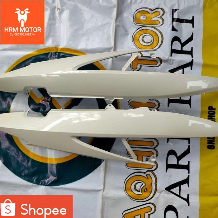 Cover body belakang vario 110 fi / body vario 110 fi led - putih