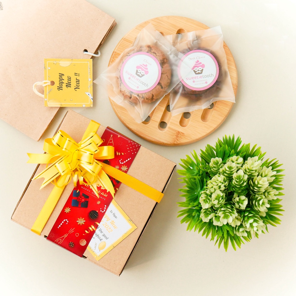 

Hampers Ucapan Selamat Tahun Baru Happy New Year - Soft Baked Cookies