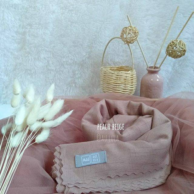 Aulula Alhambra Scarf Peach Beige