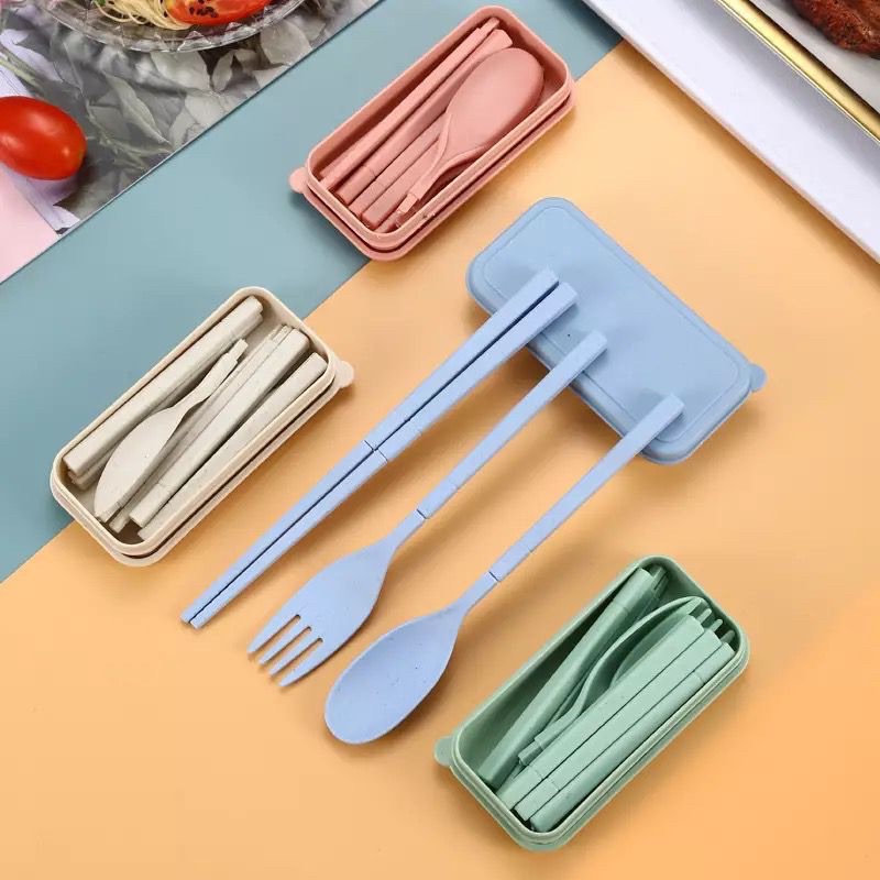 SENDOK GARPU SUMPIT 3IN1 / ALAT MAKAN PORTABLE SET BAHAN PLASTIK JERAMI GANDUM JRW0039