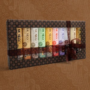 

Hadiah Ultah 10 x 40 gram Coklat Monggo Cokelat Chocolate Kakao Kado