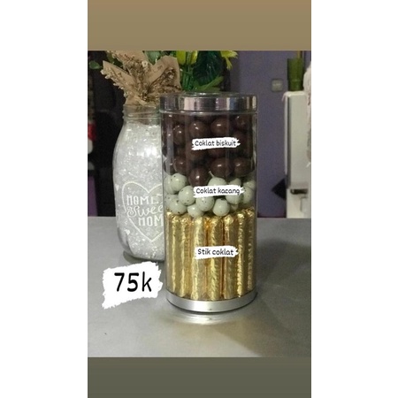 

Hampers Lebaran - Coklat 3 layers