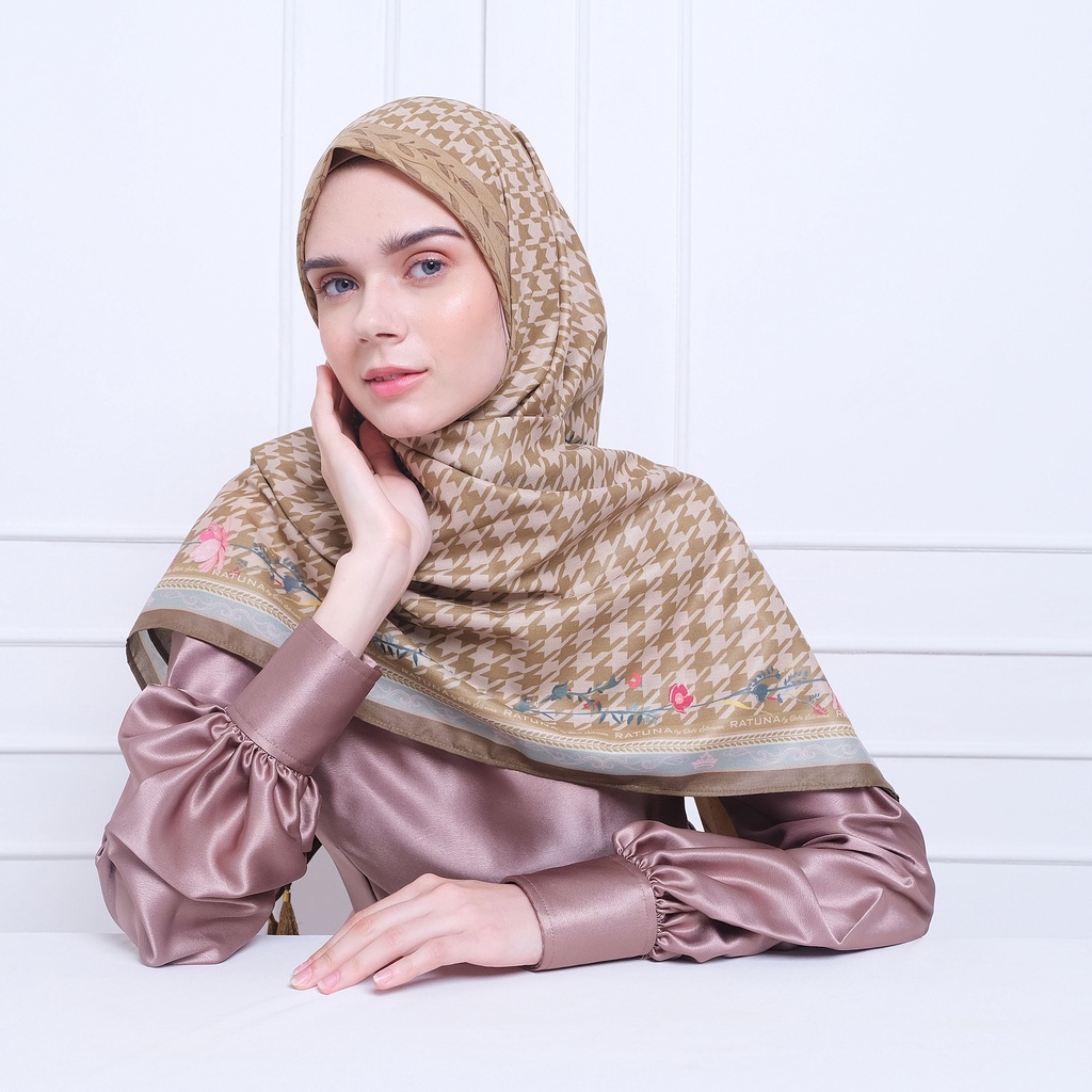Emiri Scarf Ratuna Army  / Hijab Voal Motif