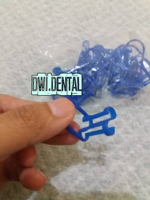 F5 - Dental penyangga kapas cotton roll holder clip blue