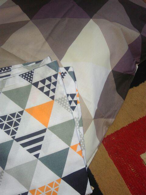 Slide 1. Sarung Bantal Lantai Ukuran 70*70cm.