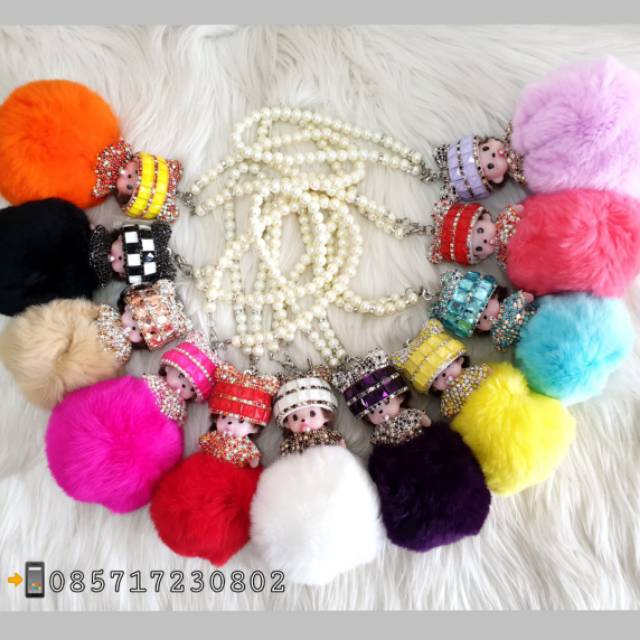 Gantungan spion monchichi