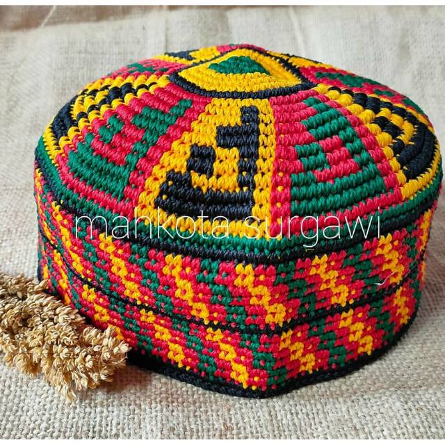 Peci rajut motif yaman peci yaman