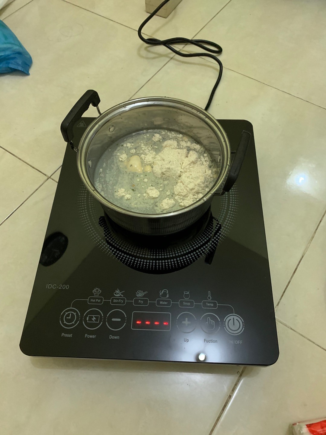 Kompor Induksi Kompor Listrik Peralatan Masak Kompor Portable Peralatan Dapur Peralatan Masak Kompor
