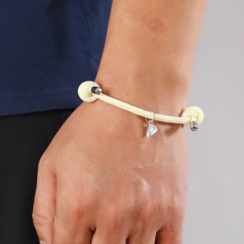 2 Pcs / Pasang Gelang Tali Rantai Magnet Warna-Warni Dapat Disesuaikan Desain Hati Hitam Putih