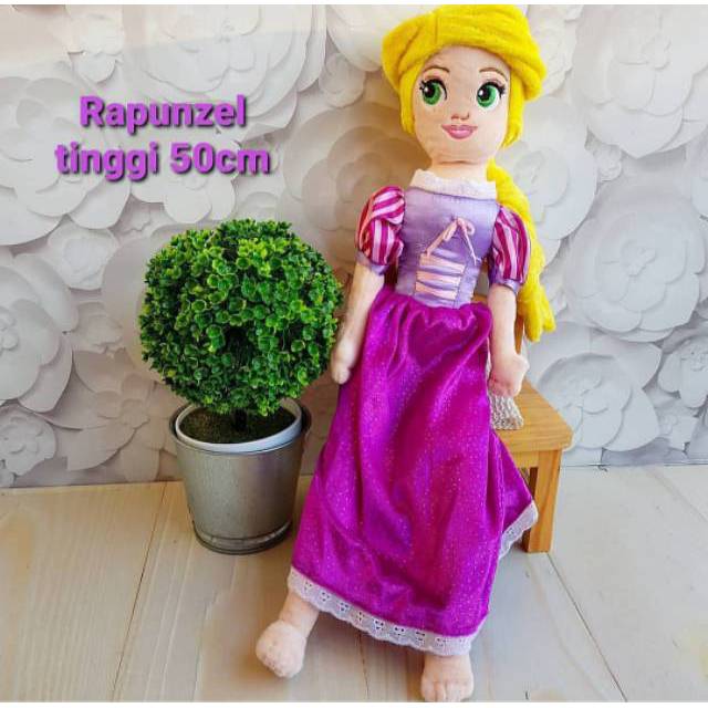 Boneka Princess Rapunzel