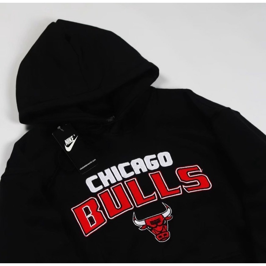 Hoodie CHICAGO BULLS X MITCHELL&amp;NESS warna hitam full tag bordir timbul sweater terlaris