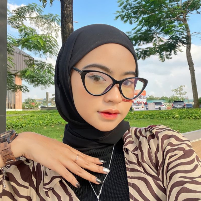 Frame kacamata wanita CAT EYE | kacamata fashion | kacamata minus anti radiasi | kacamata photocromic | kacamata fashion | kacamata wanita | frame lensa | lensa photocromic | kacamata cat eye wanita | kacamata hitam wanita | kacamata murah | cat eye