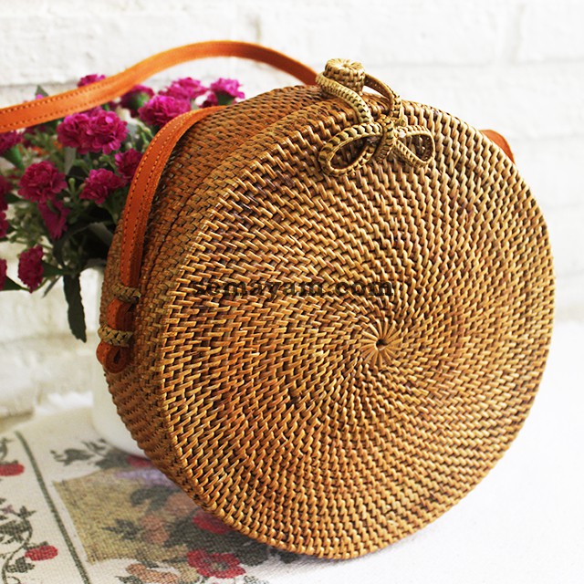 Tas Rotan / Ate Bulat Bali 20cm (Kancing Pita) | Shopee Indonesia