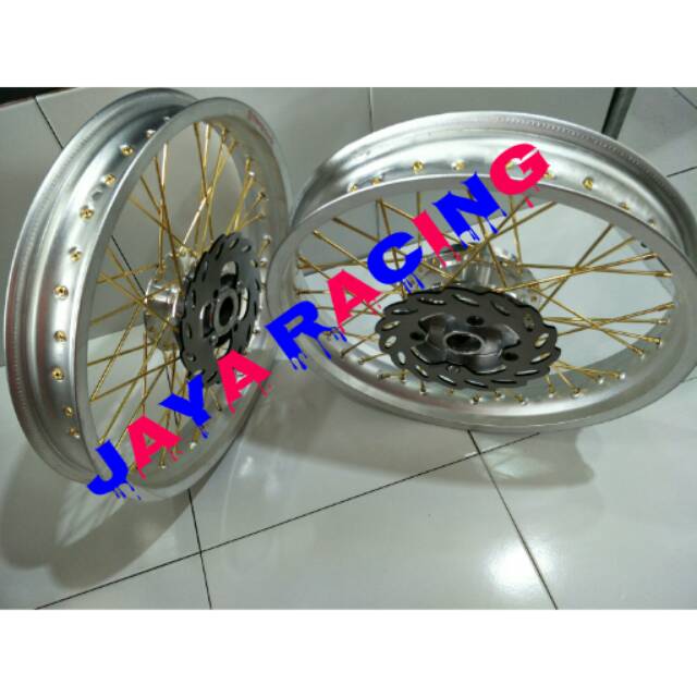 Paketan velg jari jari tapak lebar jupiter mx new lebar velg 250/17 215/17  plus stel velg bbs reg