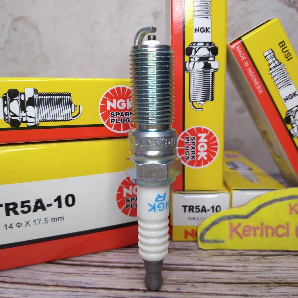 Busi NGK Ford Fiesta - Ford Focus NGK TR5A-10 Spark Plugs