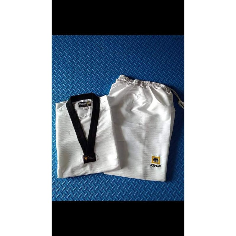 KWON Dobok taekwondo fighter superlite