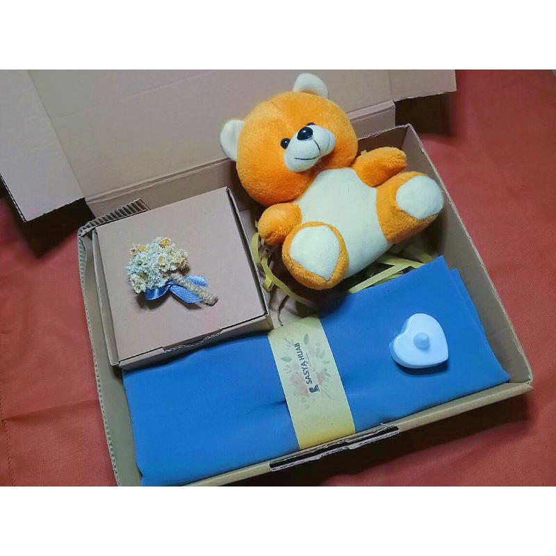 

gift box from sasya collection