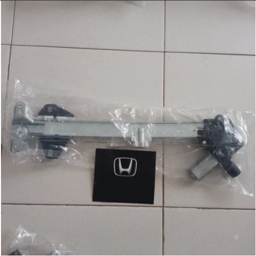 Regulator dinamo power window depan kanan accord cp2 2008 2009 2010 2011 Regulator dinamo power wind
