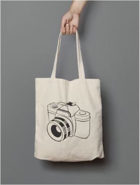 TOTEBAG RESLETING MOTIF CAMERA