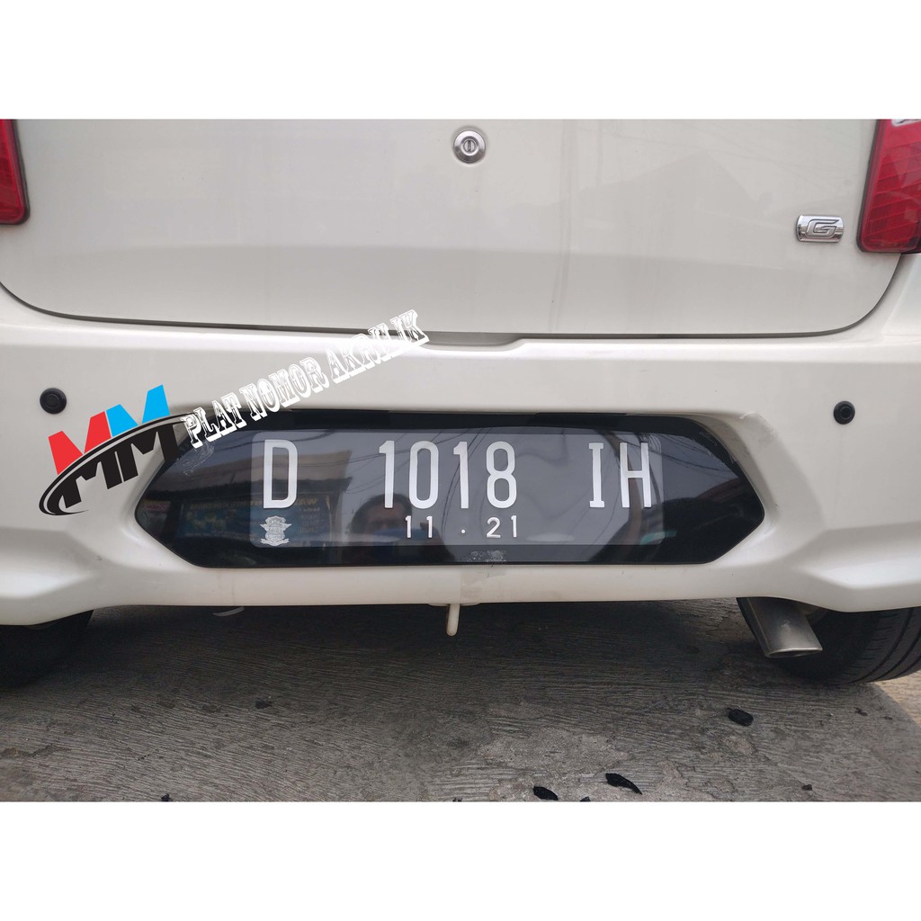 Cover Plat Nomor Mobil akrilik cembung Acrylic Custom tatakan Dudukan Plat Nomer Tanpa Lampu TOYOTA 