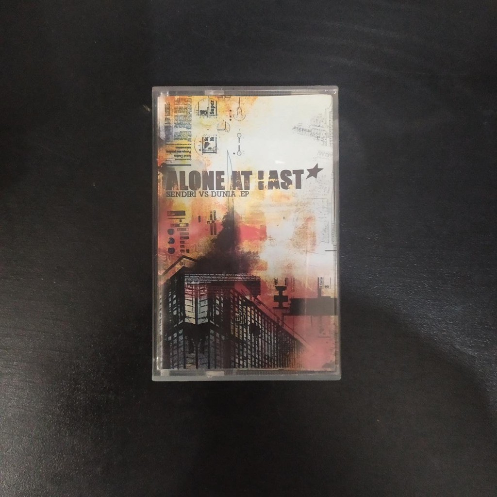 KASET ALONE AT LAST - SENDIRI VS DUNIA