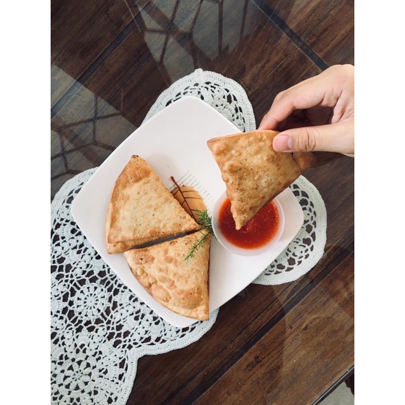 

FROZEN SAMOSA AYAM - SAMOSA DAGING - Frozen Food - Camilan - Snack