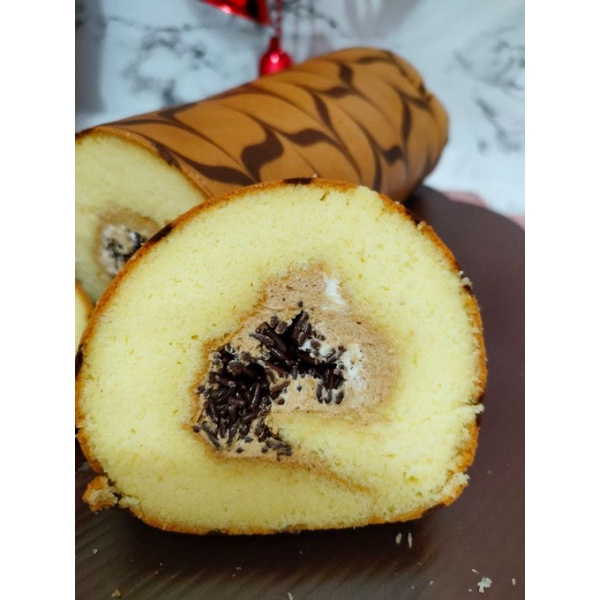 

BOLU GULUNG ENAKKK UK 30cm