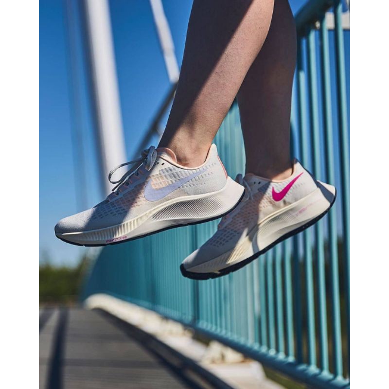 NIKE ZOOM PEGASUS TURBO 37 PALE IVORY