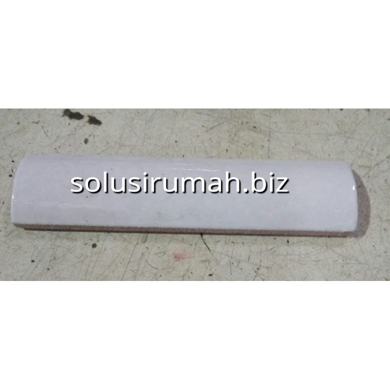 

KUKU MACAN+BUBBLE WRAP WHITE 10CM POLOS NO26