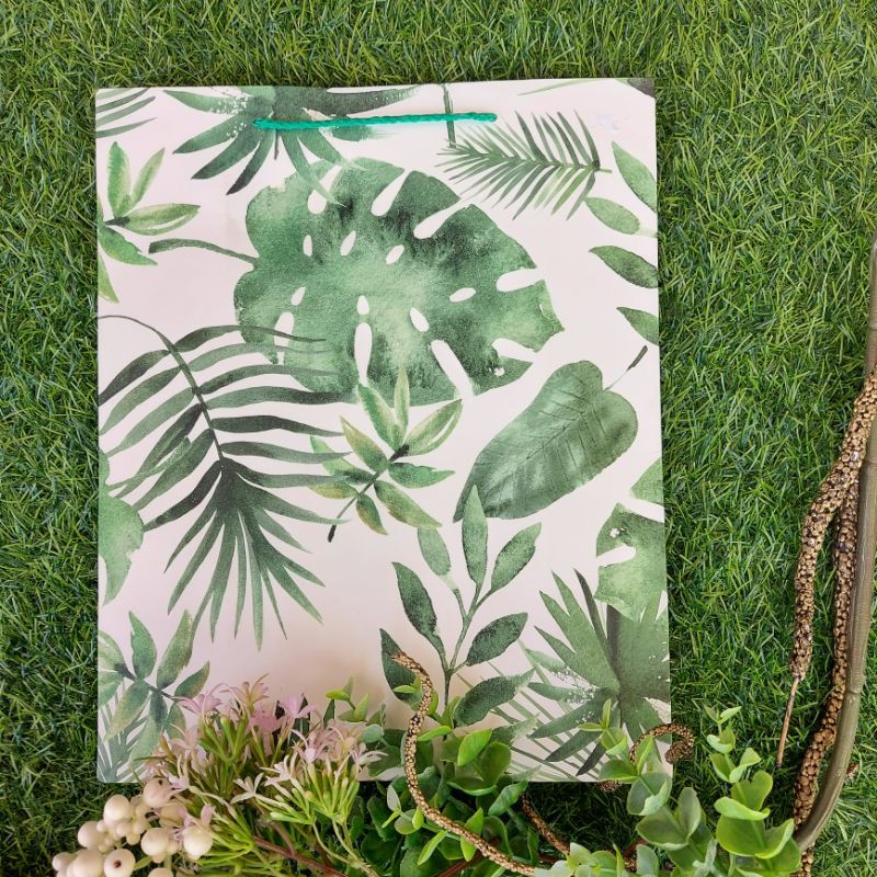 Tas paperbag. tas karton import. paperbag import .tas hadiah ulang tahun. tak souvenir-5