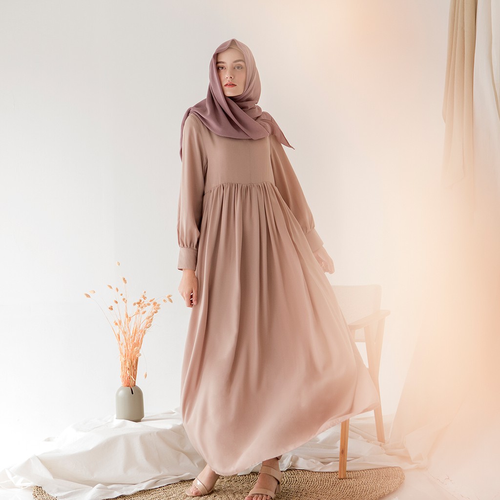 Basic Dress by Aska Label - Gamis Muslim busui dan bumil friendly warna Sand, Navy, Black, Lilac, Offwhite, Mint, Mauve