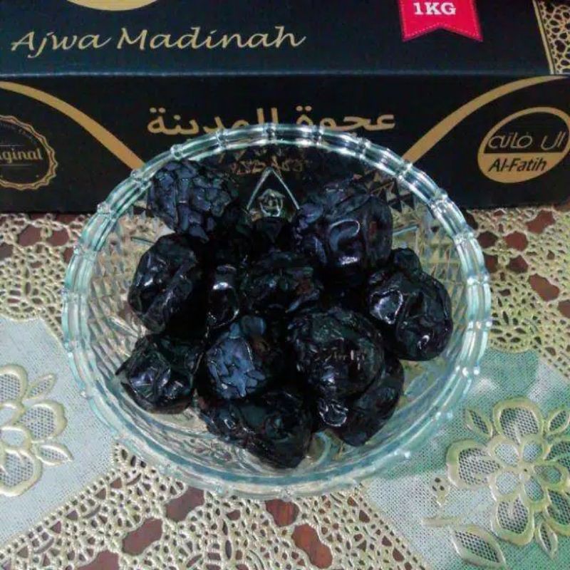 

Kurma Ajwa Al-Madina Premium / Kurma Nabi /Kurma Ajwa origonal