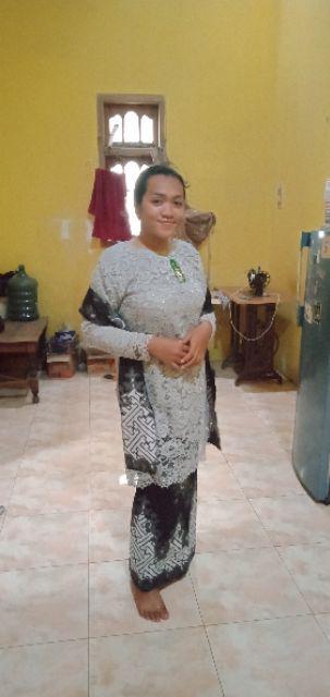 Tasyananu_batik Couple Ayushita Selendang / Pager Bunga Cowok Pendek