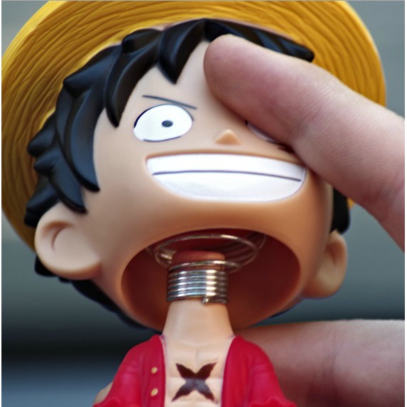 ONE PIECE Boneka Figure Miniatur Pajangan Mobil Stand LUFY CHOPPER Goyang Kepala Shacking Head Toy