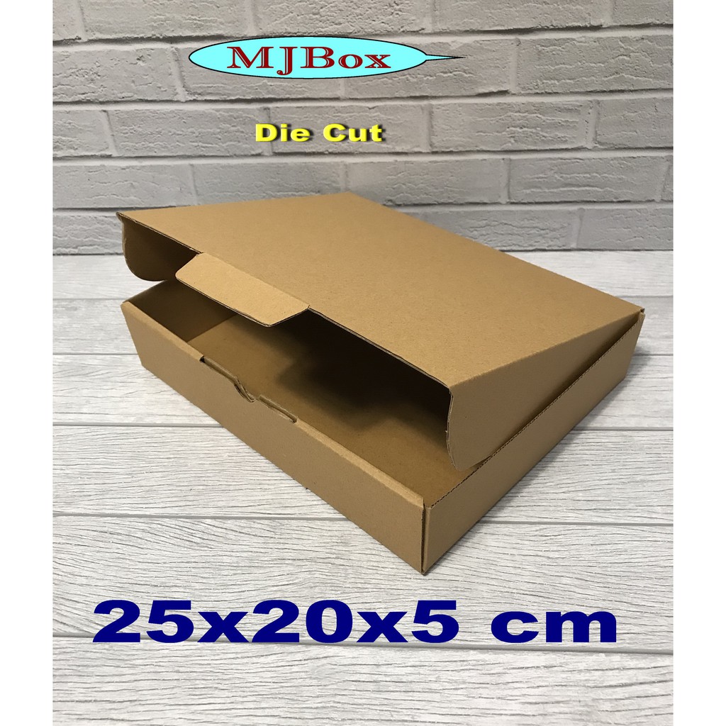 

Kardus box 25 x 20 x 5 cm kotak Diecut
