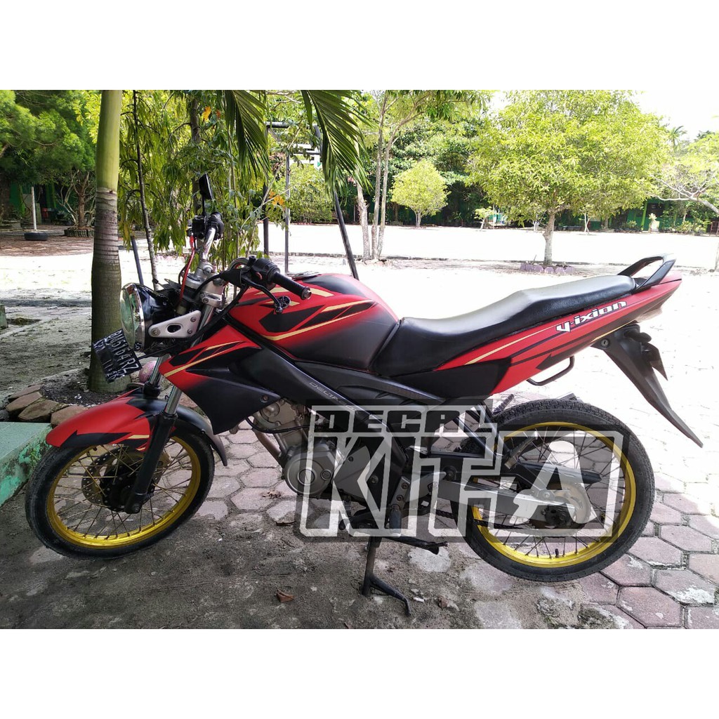 10+ Ide Stiker Vixion Old Variasi