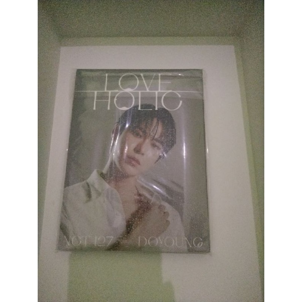 loveholic nct 127 doyoung ver