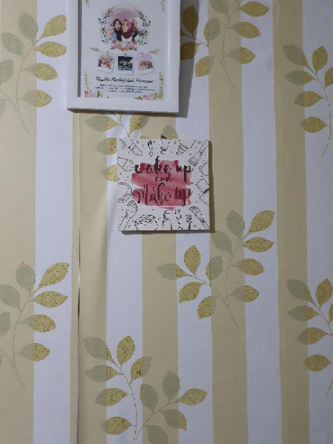 Pajangan Hiasan Dinding Kamar Walldecor Poster Make Up - 1pm