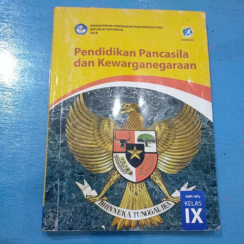 Jual Pendidikan Pancasila Dan Kewarganegaraan Untuk SMP/MTS Kelas 9 K13 ...