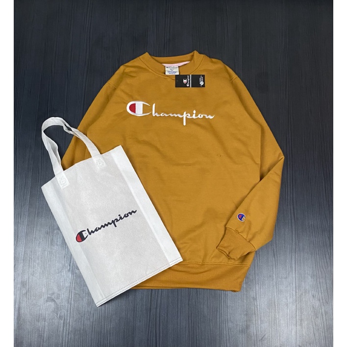 Crewneck Champion Premium Logo Kecil Free Totebag