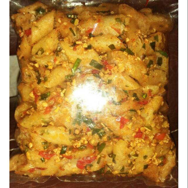 

Keripik lumpia pedas