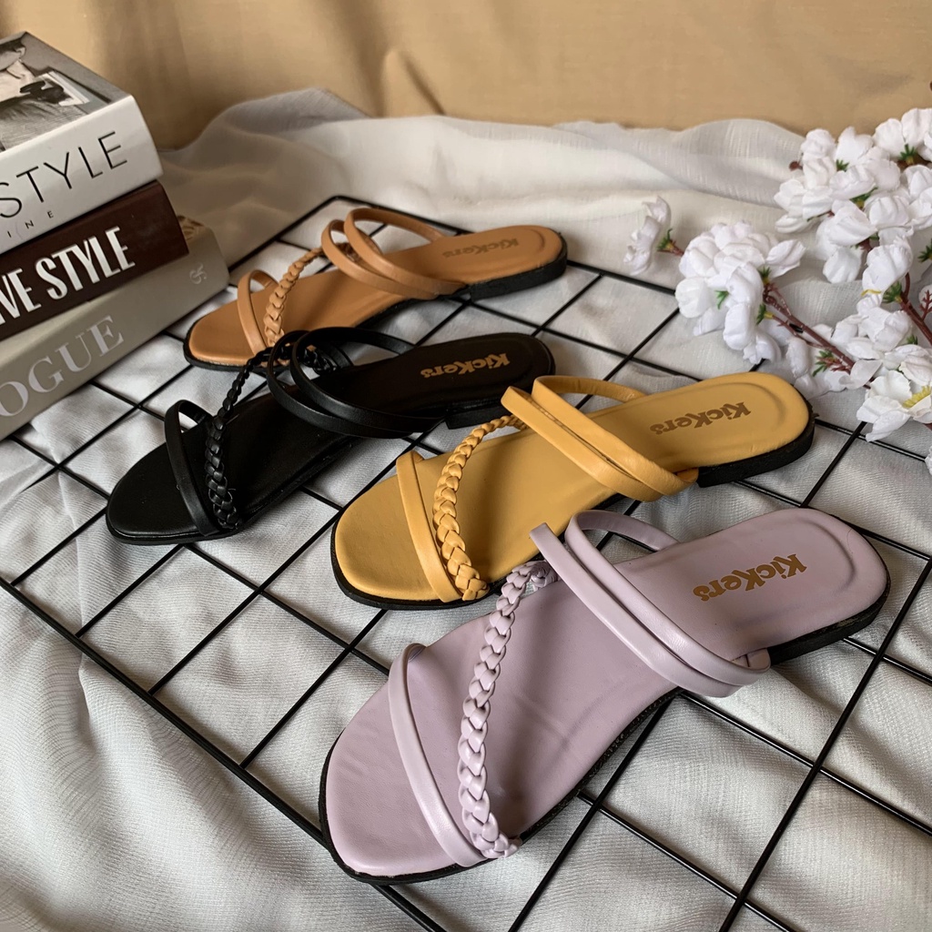 SANDAL PEREMPUAN SLOP TEPLEK KEPANG ANDIN AMANDA PREMIUM KOREA TERLARIS TERMURAH TERBARU MERITA TEPLEK TEPLEK SANDAL GAUL REMAJA PEREMPUAN KEKINIAN TEPLEK KARET MODERN MASA KINI TRANDY